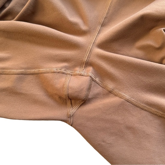 Aerie Offline The Hugger High-Waisted Leggings in Tan Brown - Picture 7 of 8